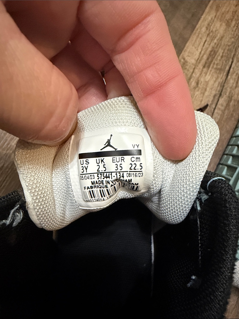 Nike Jordan 1s Kids University Blues size 3Y - Picture 7 of 8